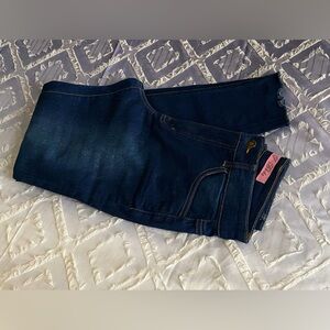 Blue Skinny Jeans with Contrast Stitching